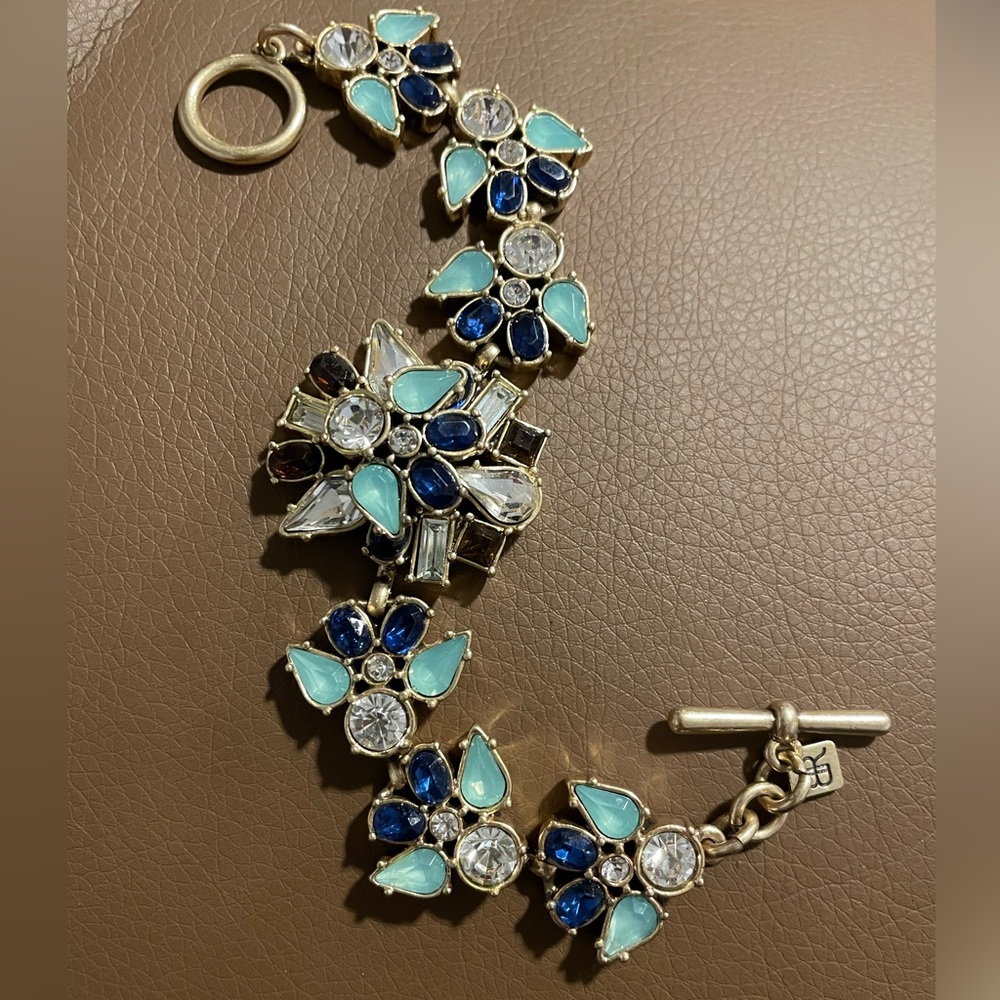 "Beautiful" says @onewingcanary